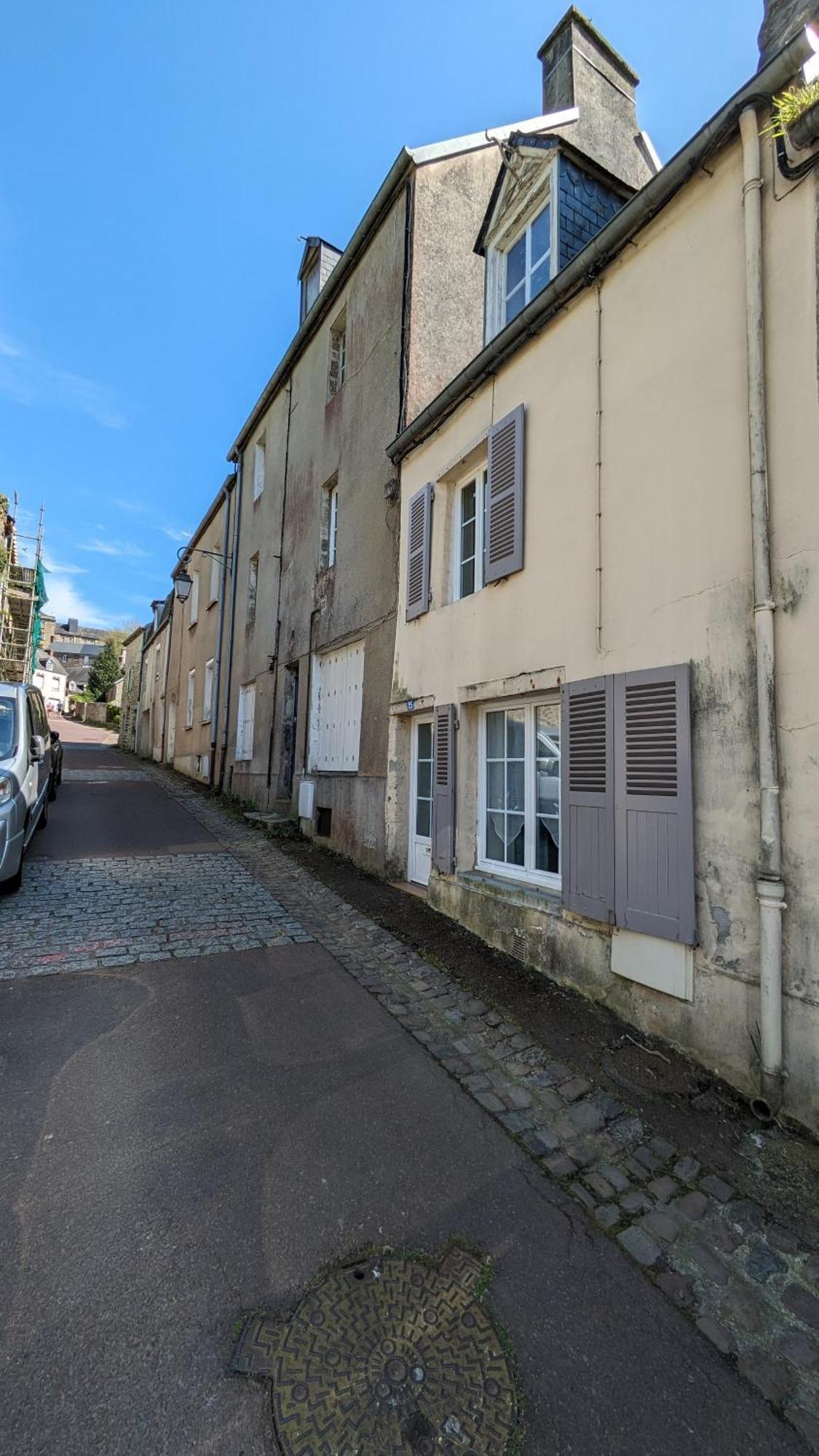La Campagne A La Ville Coutances Exterior photo